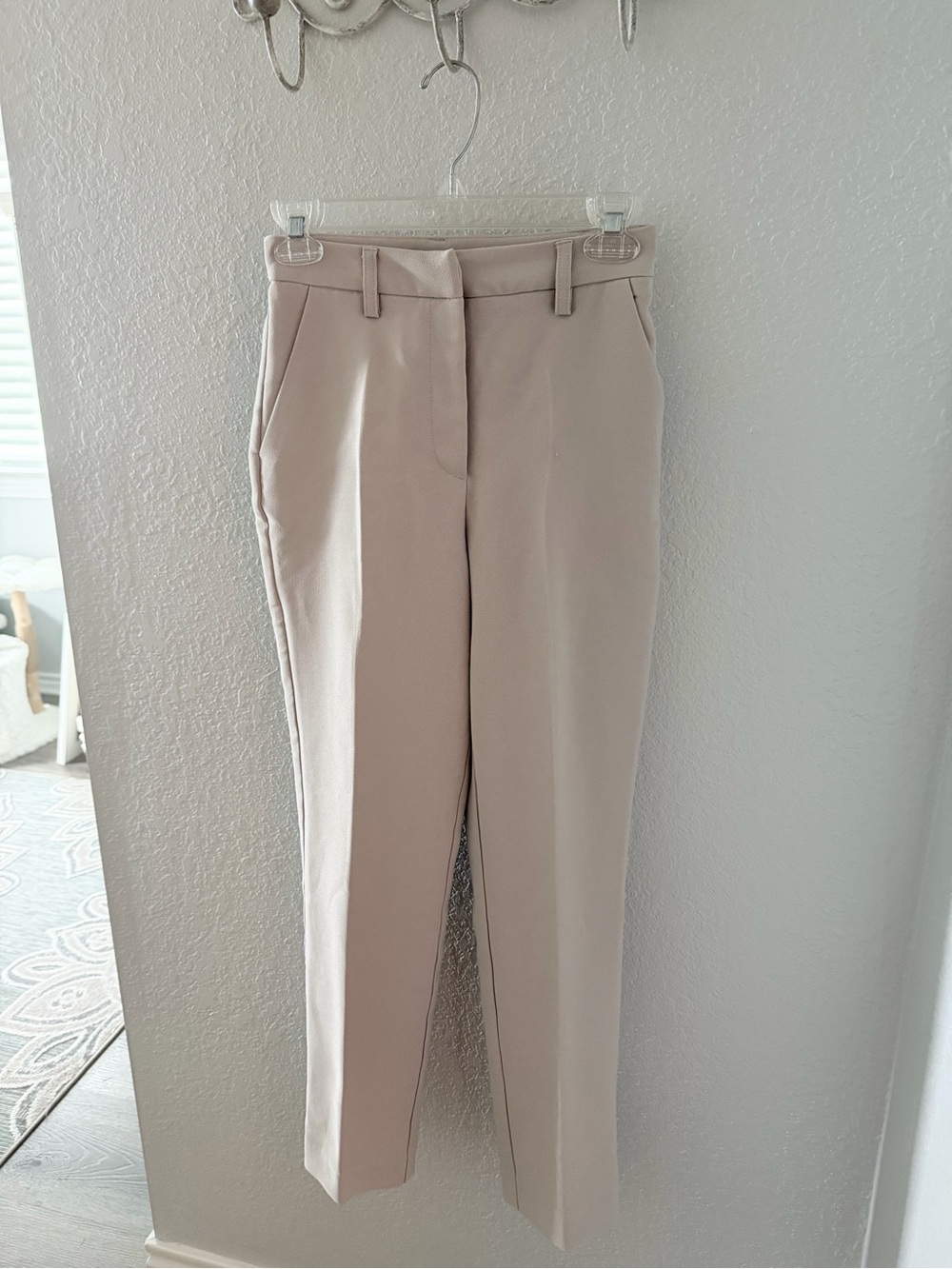 Classic High-Rise Straight Leg Na-Kd Beige Pants